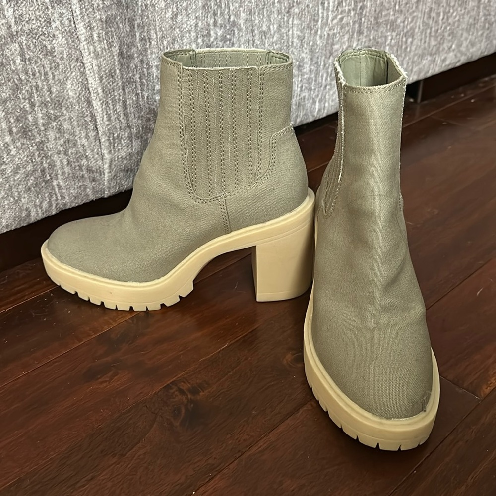 Dolce Vita Caster canvas boots